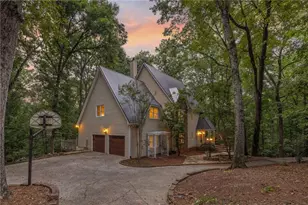 5633 Aven Rd, Marietta, GA 30068 - Photo 1