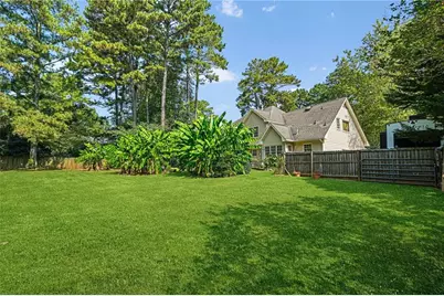 1339 Saint Michaels Court, Lilburn, GA 30047 - Photo 53