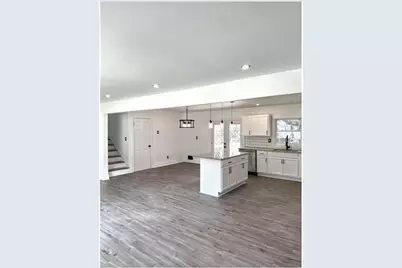 3972 Emerald North Drive, Decatur, GA 30035 - Photo 5