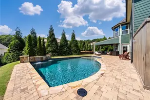 3415 Pleasant Springs Dr, Cumming, GA 30028 - Photo 3