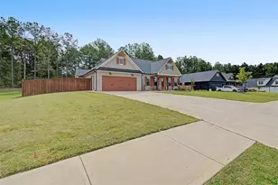 348 Barnwood Dr, Rockmart, GA 30153 - Photo 3
