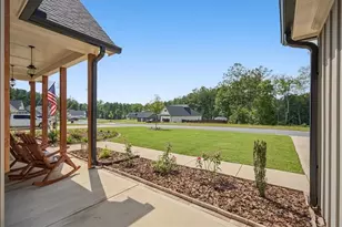348 Barnwood Dr, Rockmart, GA 30153 - Photo 9