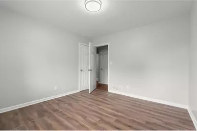 677 N Hairston Road, Stone Mountain, GA 30083 - Photo 25