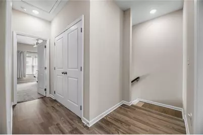 2893 Royal Heights Drive, Atlanta, GA 30318 - Photo 15