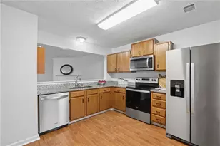 2906 Queen Anne Ct, Sandy Springs, GA 30350 - Photo 11