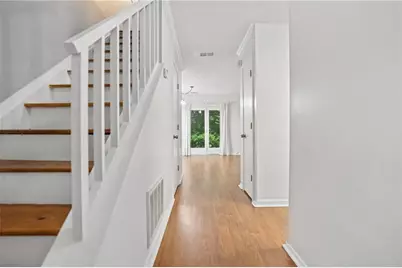 2906 Queen Anne Court, Sandy Springs, GA 30350 - Photo 15