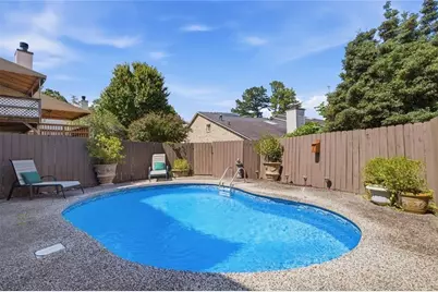 4133 Fawn Court Court, Marietta, GA 30068 - Photo 31