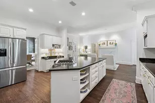 553 Bryn Mawr Ln NW, Atlanta, GA 30327 - Photo 15