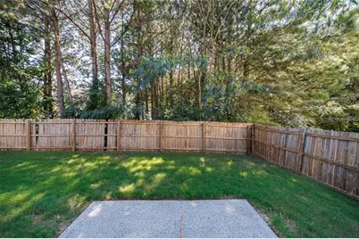 560 Roland Manor Drive, Dacula, GA 30019 - Photo 9