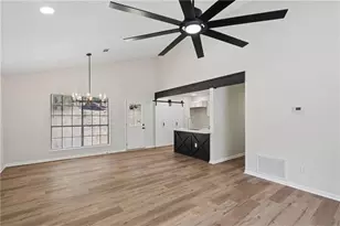 6361 Valley Dale Dr, Riverdale, GA 30274 - Photo 5