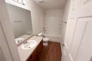 5747 Union Pointe Dr, Union City, GA 30291 - Photo 15