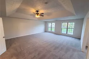 5747 Union Pointe Dr, Union City, GA 30291 - Photo 13