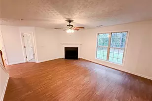 5747 Union Pointe Dr, Union City, GA 30291 - Photo 7