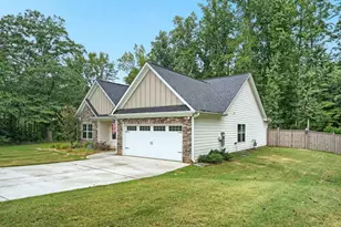 415 Smallwood Ln, Douglasville, GA 30134 - Photo 3