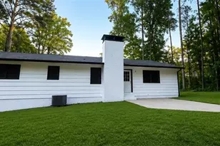 2501 Sandy Ct, Marietta, GA 30066 - Photo 3