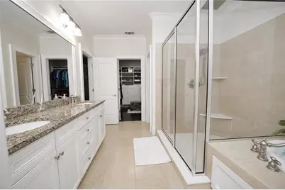 1085 Charles Towne Square, Sandy Springs, GA 30328 - Photo 23