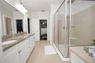 1085 Charles Towne Square, Sandy Springs, GA 30328 - Photo 23