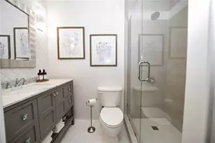 1085 Charles Towne Square, Sandy Springs, GA 30328 - Photo 33