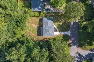 1893 Burning Tree Dr, Decatur, GA 30032 - Photo 19