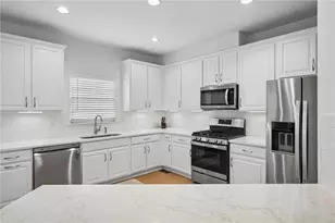 2024 Gramercy Cir, Atlanta, GA 30341 - Photo 15