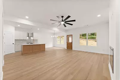 4635 Perry Rd, Gainesville, GA 30506 - Photo 7