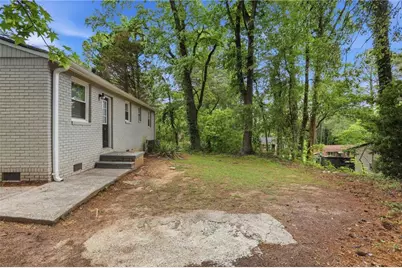 815 Bonneville Terrace NW, Atlanta, GA 30331 - Photo 23
