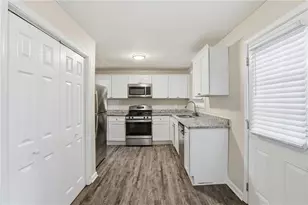 815 Bonneville Terrace NW, Atlanta, GA 30331 - Photo 11