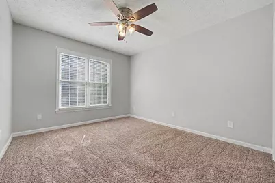 418 Middle Valley Lane, Woodstock, GA 30189 - Photo 9