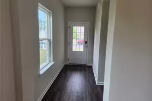 1050 Sunny Lk Dr, Lawrenceville, GA 30043 - Photo 13