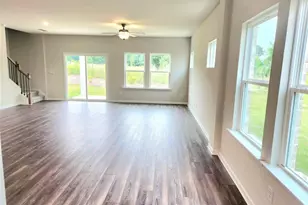 1050 Sunny Lk Dr, Lawrenceville, GA 30043 - Photo 15
