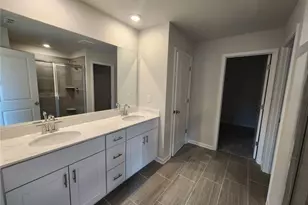 1050 Sunny Lk Dr, Lawrenceville, GA 30043 - Photo 21