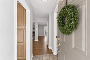 2318 Colonial Dr NE, Atlanta, GA 30319 - Photo 7