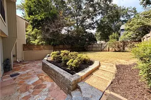2318 Colonial Dr NE, Atlanta, GA 30319 - Photo 5