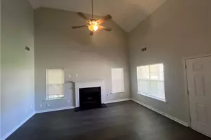 35 Creekview Ct, Covington, GA 30016 - Photo 3