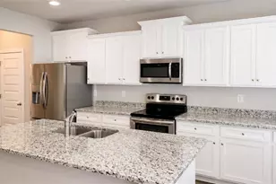 684 Ragan Ct, Social Circle, GA 30025 - Photo 5