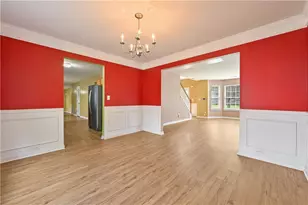 4201 Ash Tree St, Snellville, GA 30039 - Photo 9