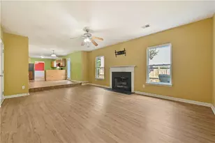 4201 Ash Tree St, Snellville, GA 30039 - Photo 19
