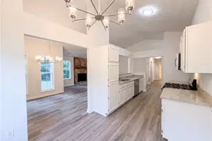 5857 Mistyview Dr, Rex, GA 30273 - Photo 9