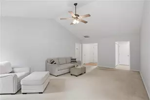 8790 Bay Creek Ln, Gainesville, GA 30506 - Photo 11