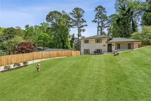 1888 La Mesa, Decatur, GA 30032 - Photo 5