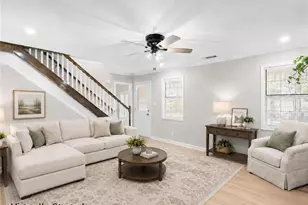 155 Bear Run Ct, Chattahoochee Hills, GA 30268 - Photo 3