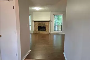 2982 Hillwood Dr, Lawrenceville, GA 30044 - Photo 5