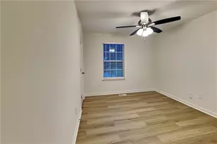 1818 Cres Hill Dr NW, Acworth, GA 30102 - Photo 13