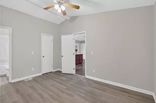 4185 Bradley Dr, Snellville, GA 30039 - Photo 23