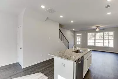 375 Collins Industrial Way, Lawrenceville, GA 30043 - Photo 23