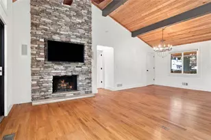 7875 Robin Rd, Cumming, GA 30041 - Photo 9