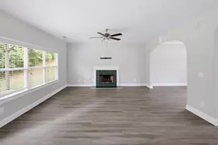 4071 Lucas Ln, Ellenwood, GA 30294 - Photo 9