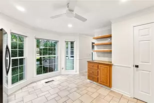 945 Meadowsong Cir, Lawrenceville, GA 30043 - Photo 17