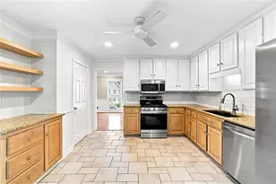 945 Meadowsong Cir, Lawrenceville, GA 30043 - Photo 15
