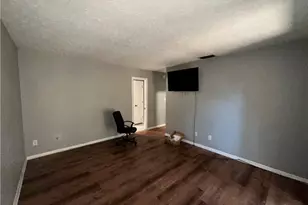 829 Lake Hollow Blvd SW, Marietta, GA 30064 - Photo 13
